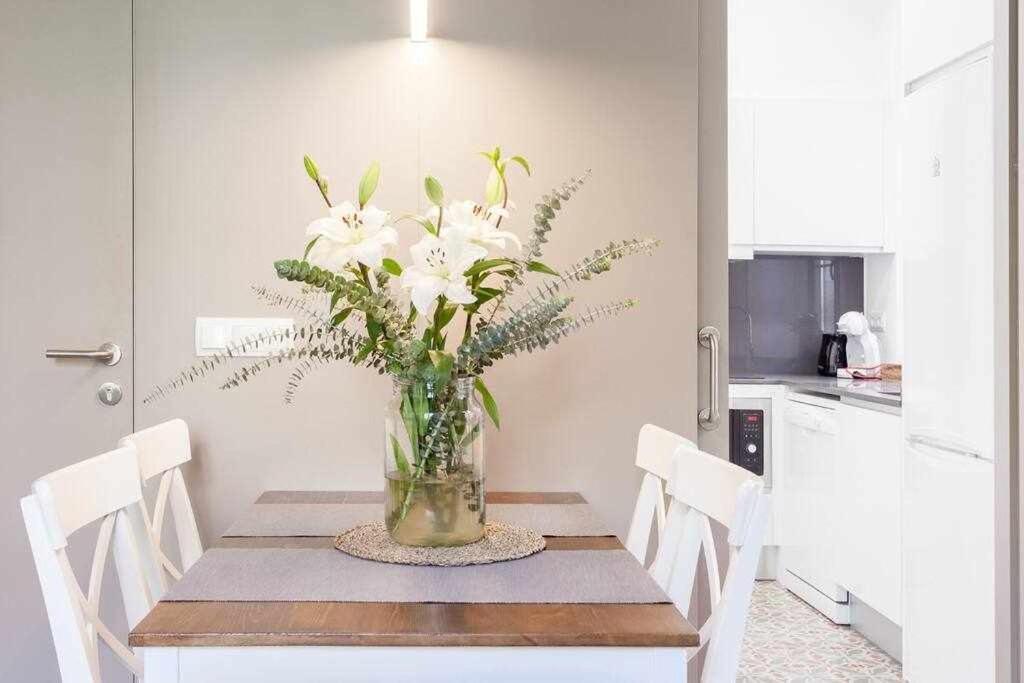 Sleep & Stay Home With Balcony Bonaventura 3 Girona Exterior photo